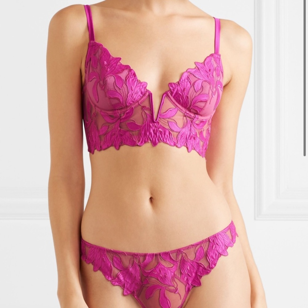 FLEUR DU MAL Lily Underwired Bra In deep fushia